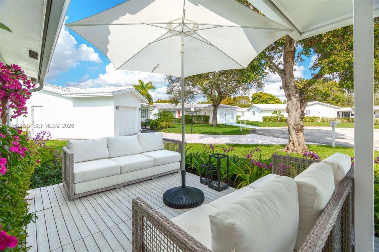 1581 NW 85th Ter, Plantation, FL 33322 Photo