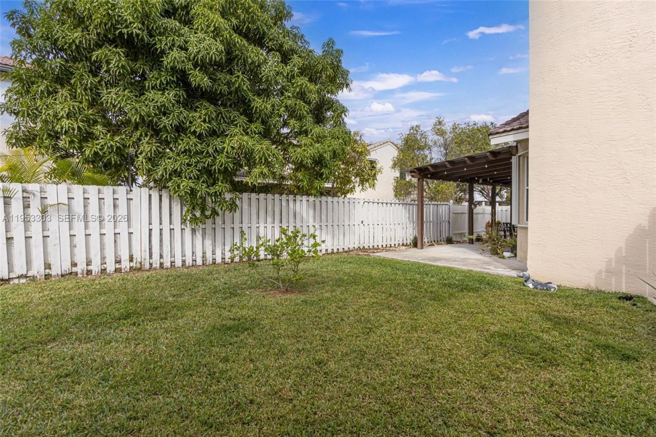 2436 SW 162nd Ter, Miramar, FL 33027 Photo