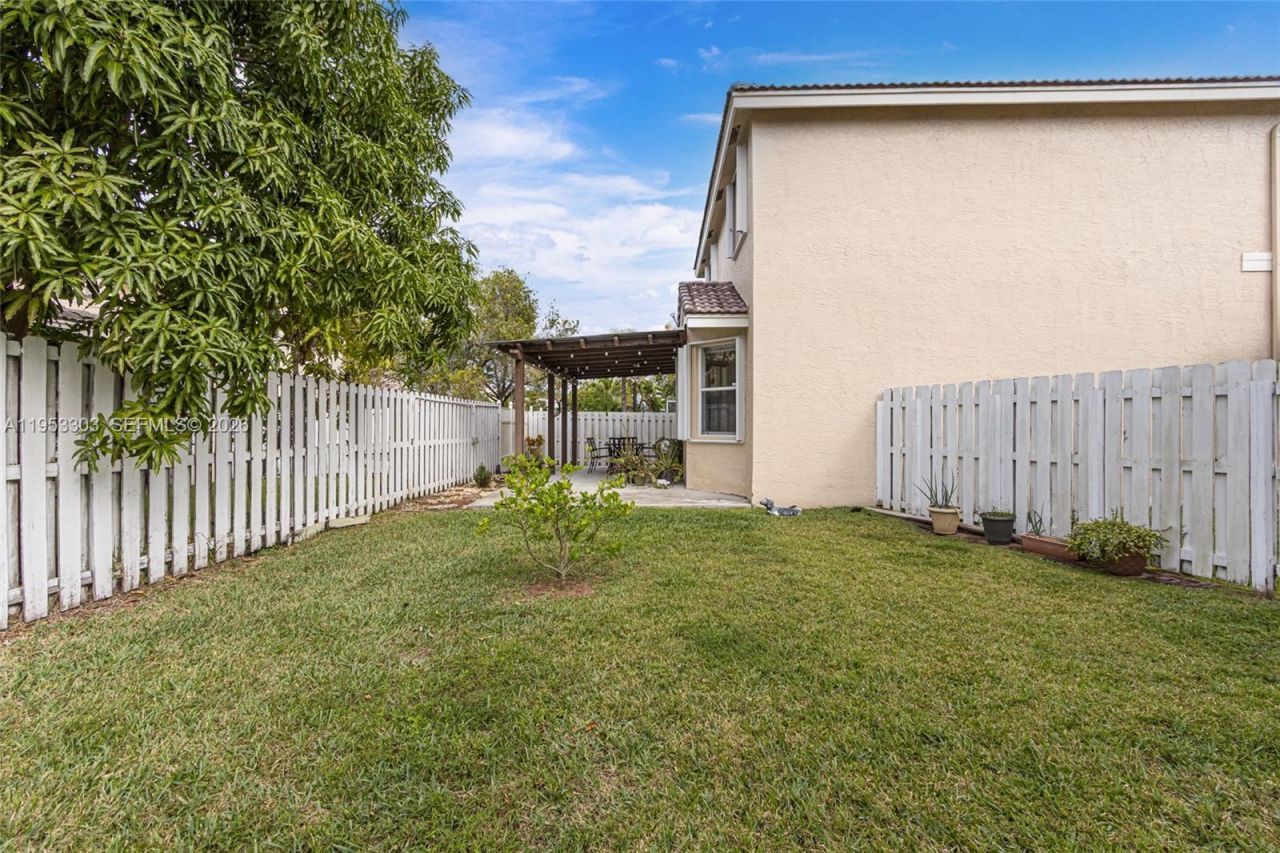 2436 SW 162nd Ter, Miramar, FL 33027 Photo