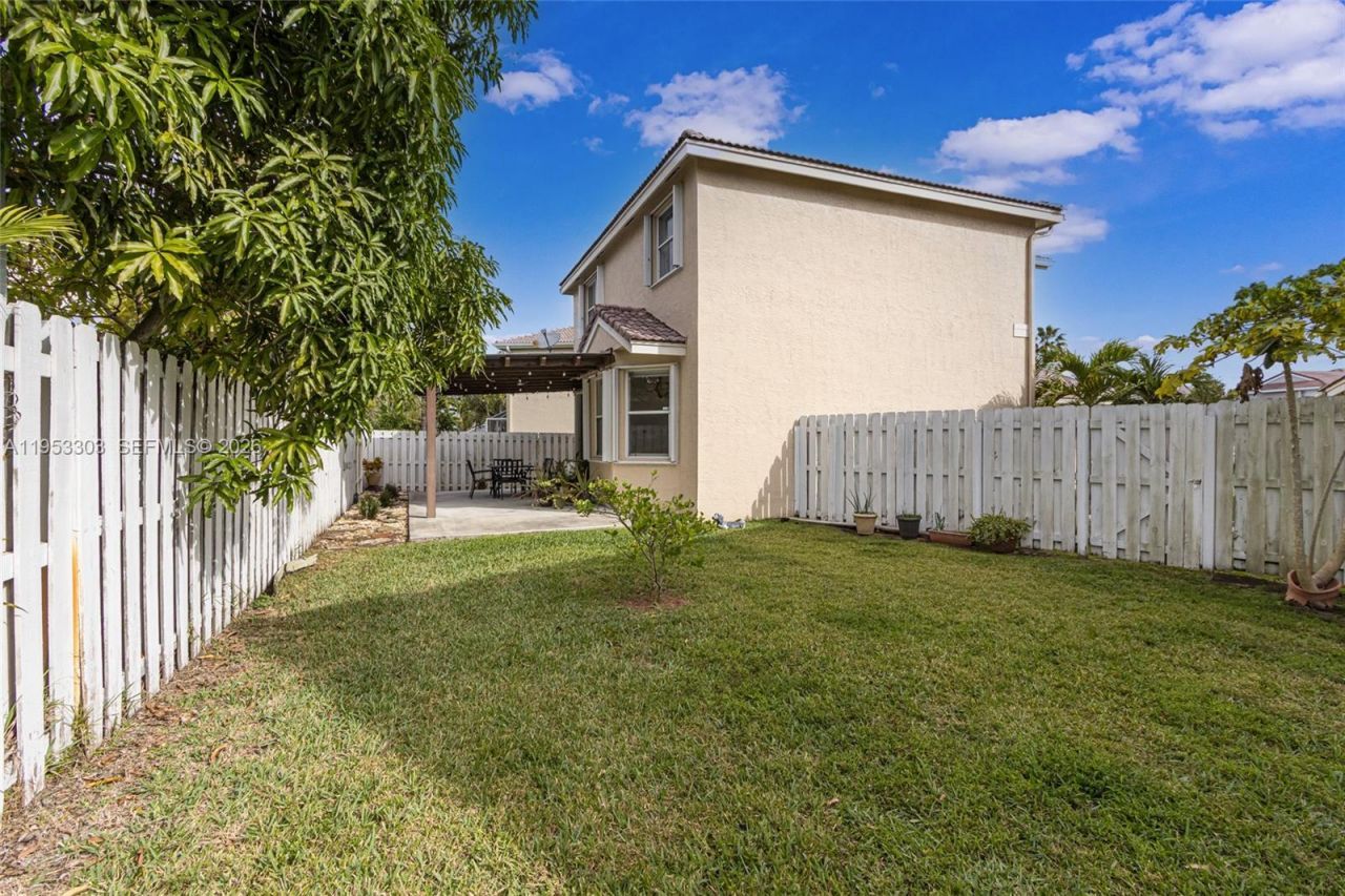 2436 SW 162nd Ter, Miramar, FL 33027 Photo