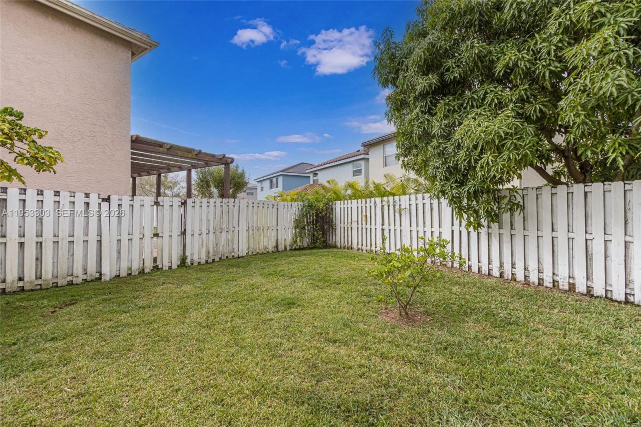 2436 SW 162nd Ter, Miramar, FL 33027 Photo