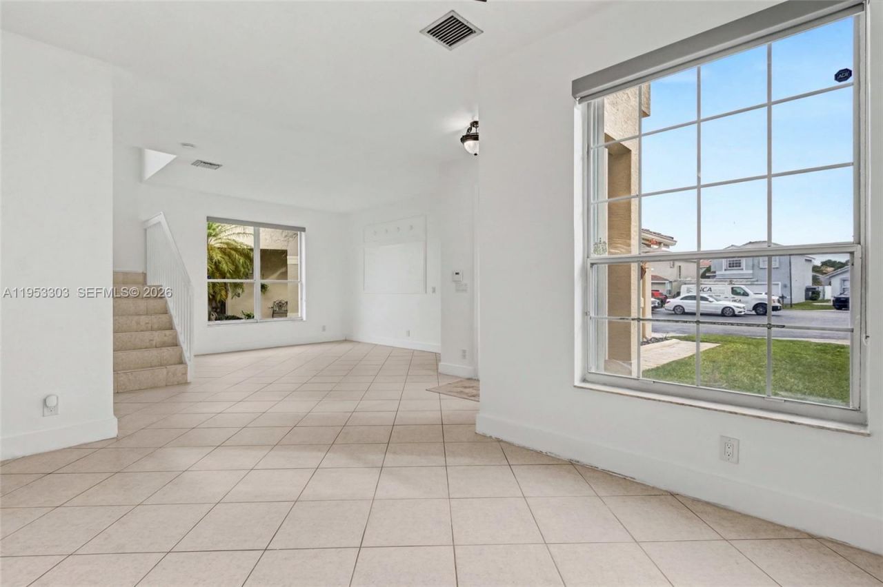 2436 SW 162nd Ter, Miramar, FL 33027 Photo