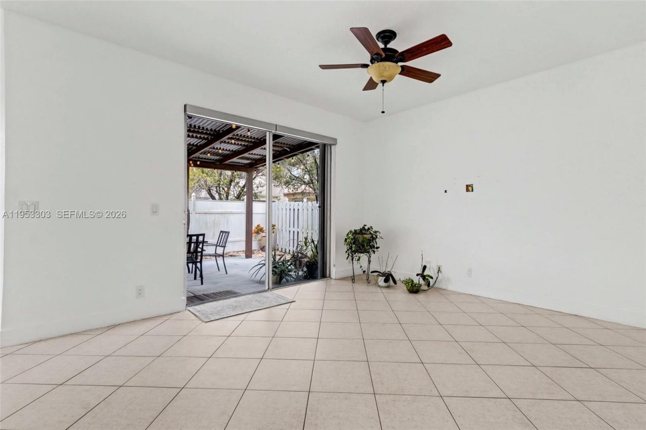 2436 SW 162nd Ter, Miramar, FL 33027 Photo