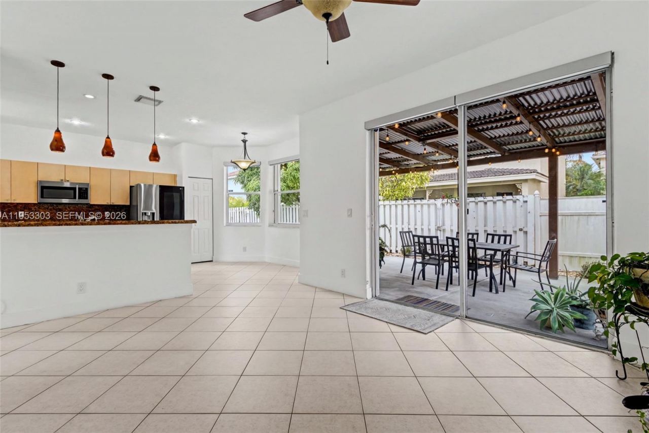 2436 SW 162nd Ter, Miramar, FL 33027 Photo