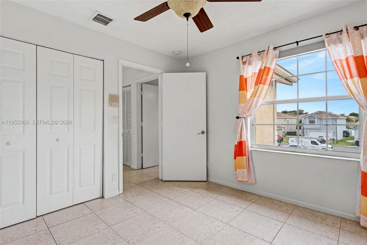 2436 SW 162nd Ter, Miramar, FL 33027 Photo