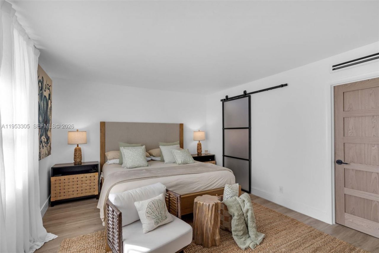 5480 N Ocean Dr , Unit B1B, Singer Island, FL 33404 Photo