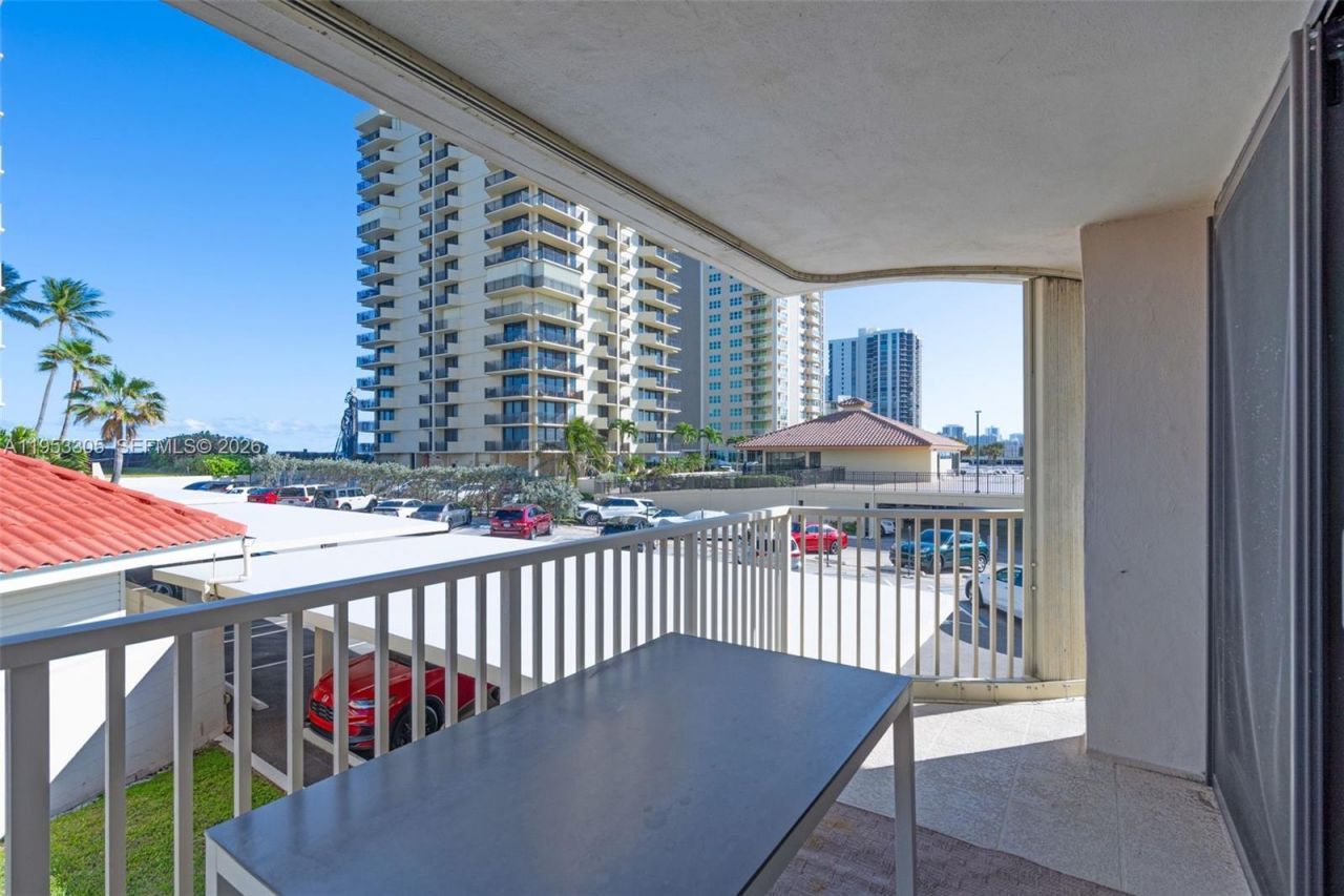 5480 N Ocean Dr , Unit B1B, Singer Island, FL 33404 Photo