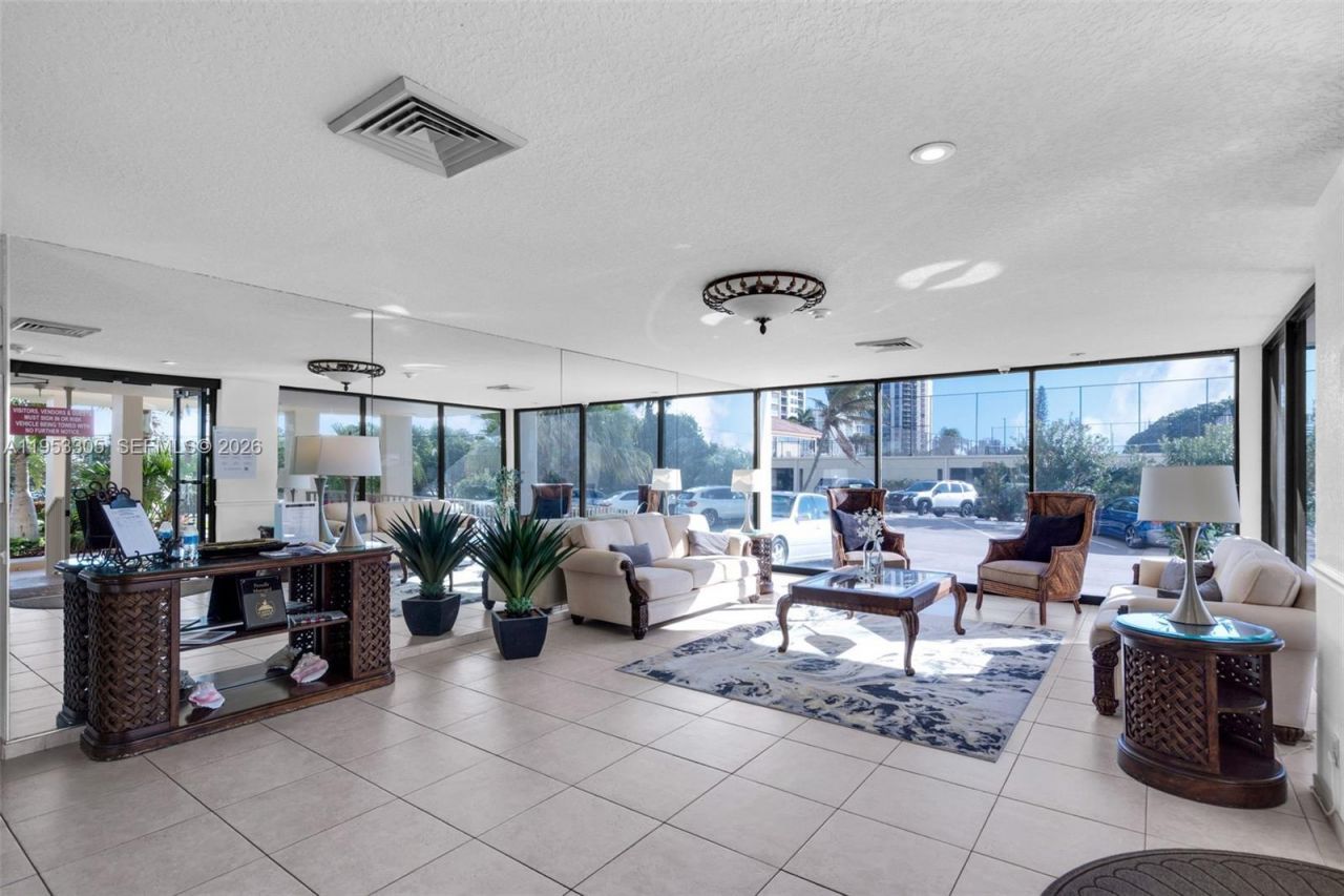 5480 N Ocean Dr , Unit B1B, Singer Island, FL 33404 Photo