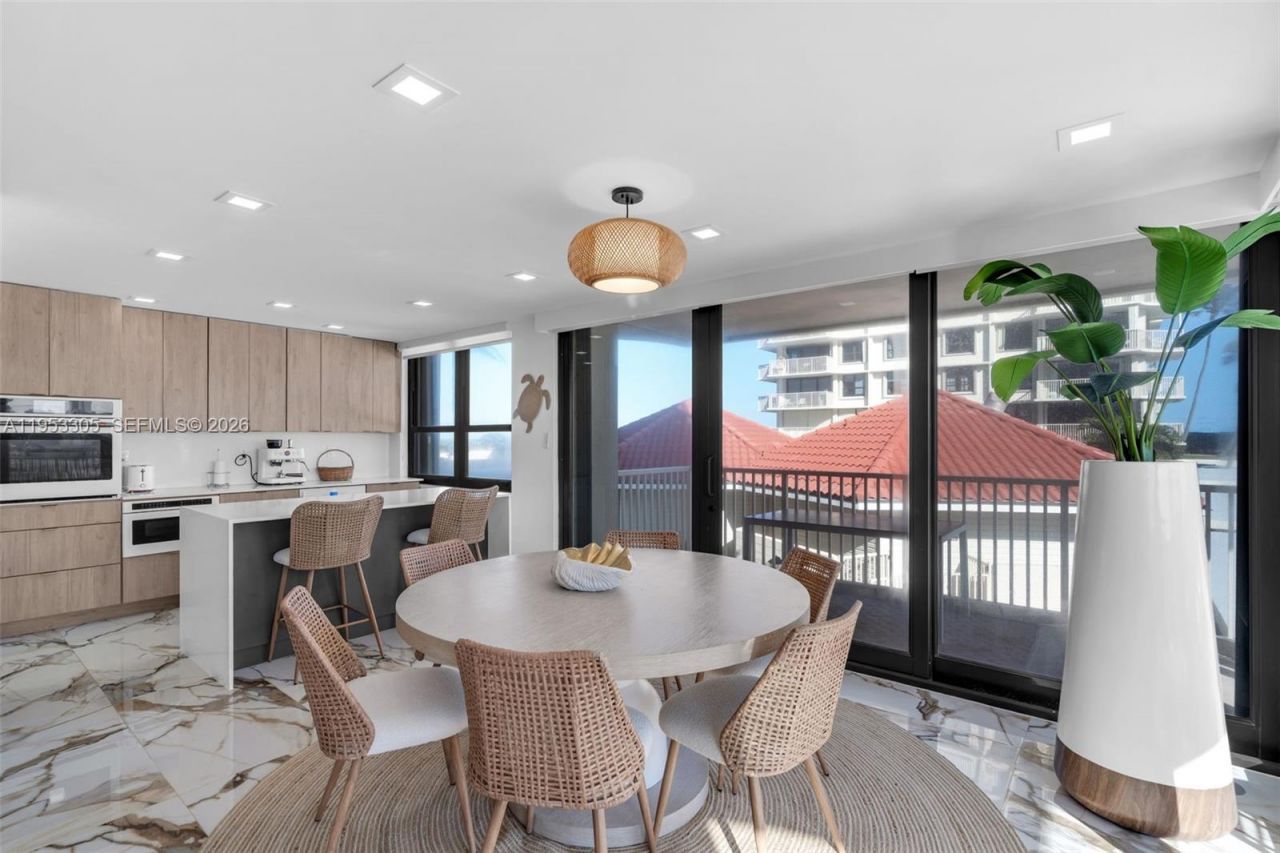 5480 N Ocean Dr , Unit B1B, Singer Island, FL 33404 Photo