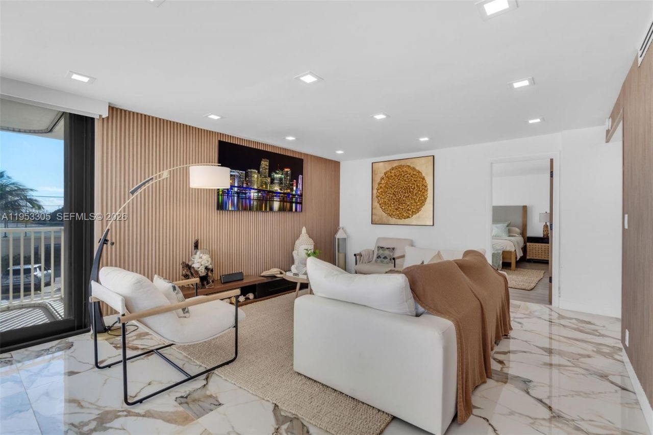 5480 N Ocean Dr , Unit B1B, Singer Island, FL 33404 Photo