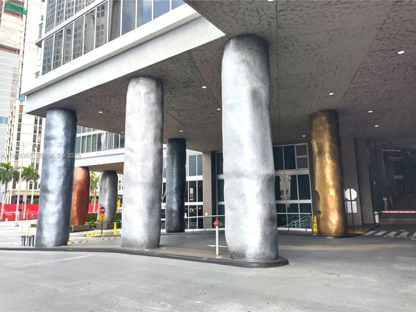 465 Brickell Ave, Unit 4402, Miami, FL 33131