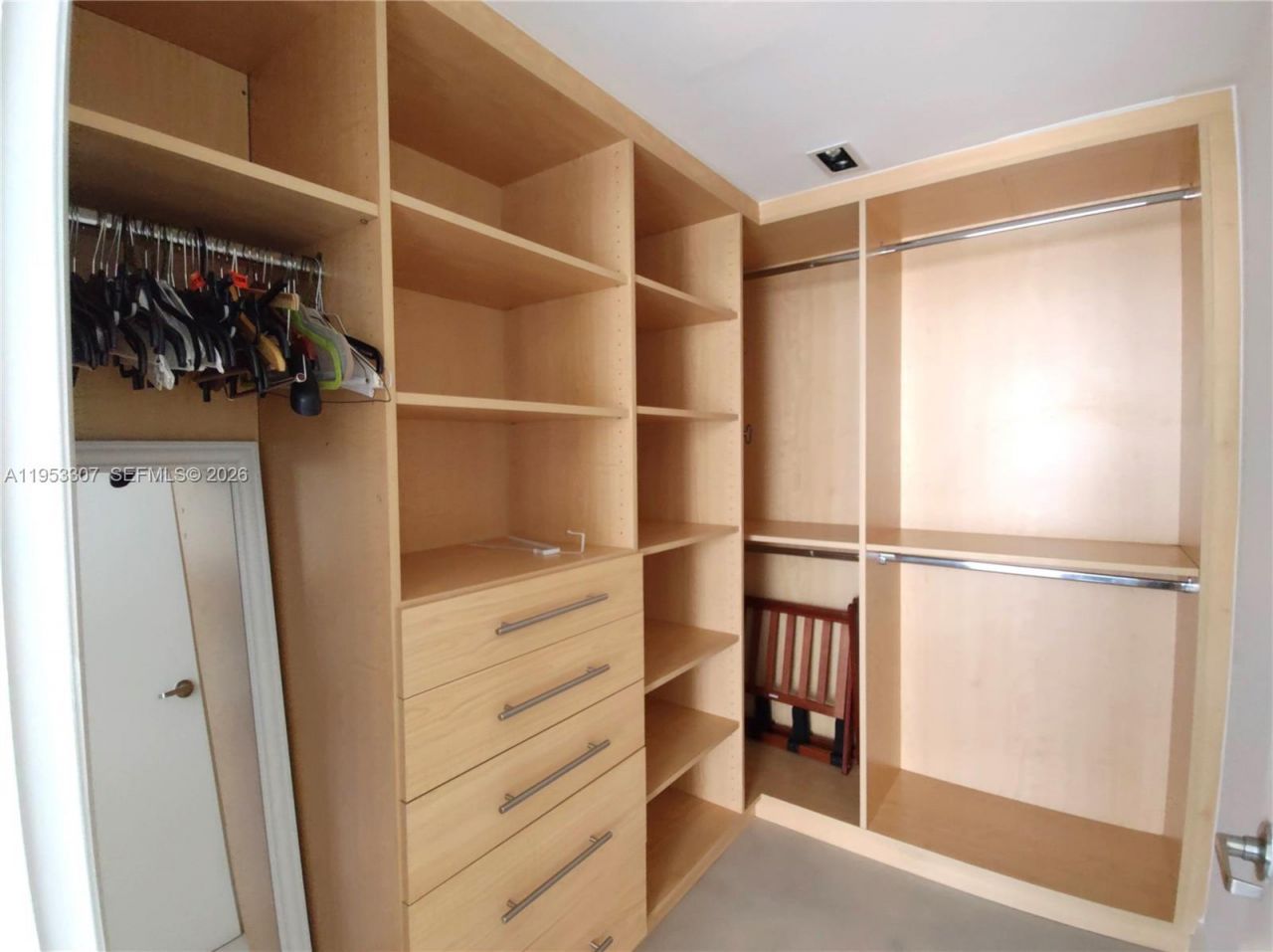 465 Brickell Ave, Unit 4402, Miami, FL 33131 Photo