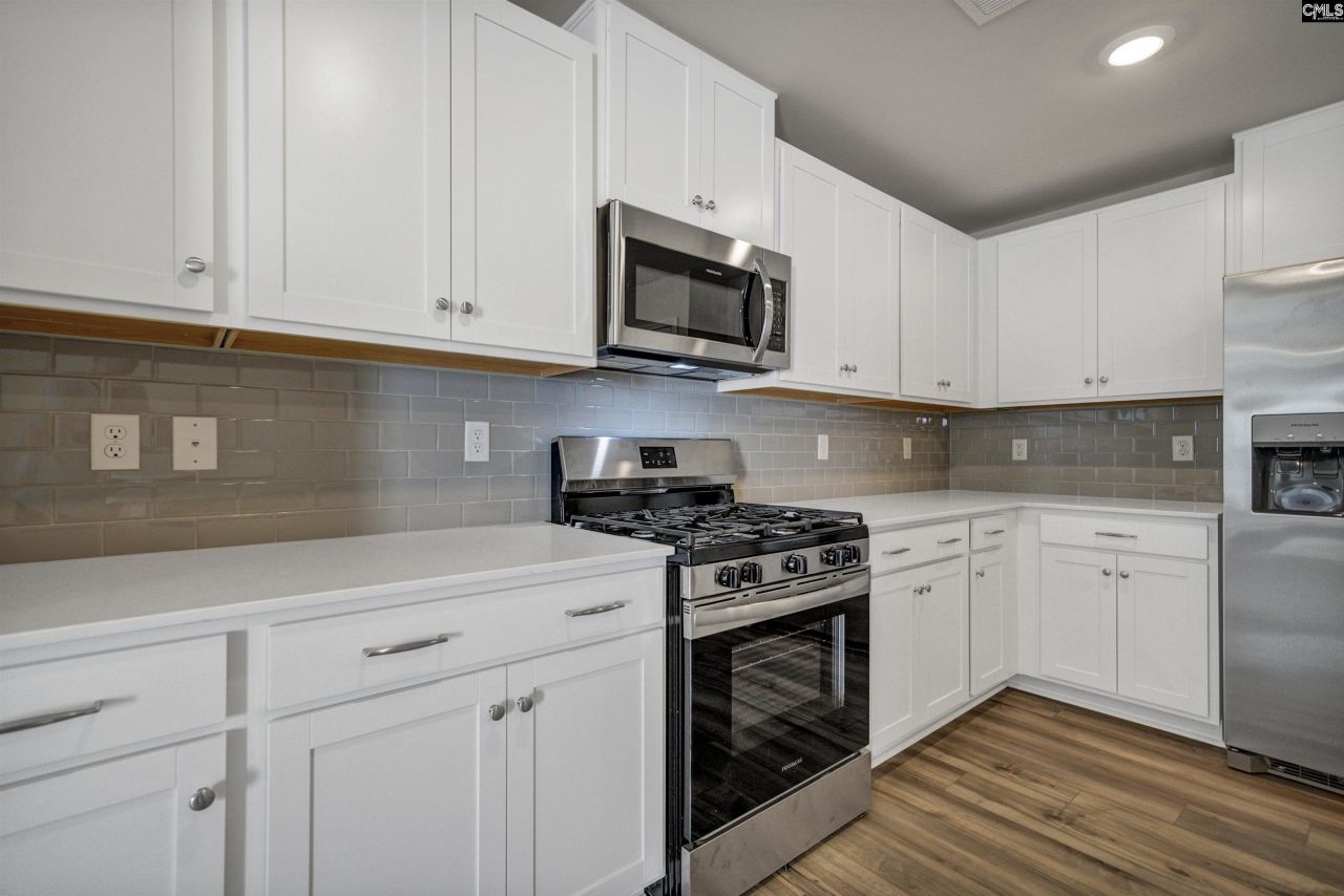 142 Winding Chestnut Drive Photo 9