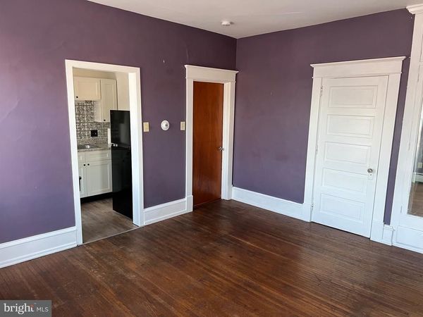 221 S READING AVENUE, BOYERTOWN, PA 19512