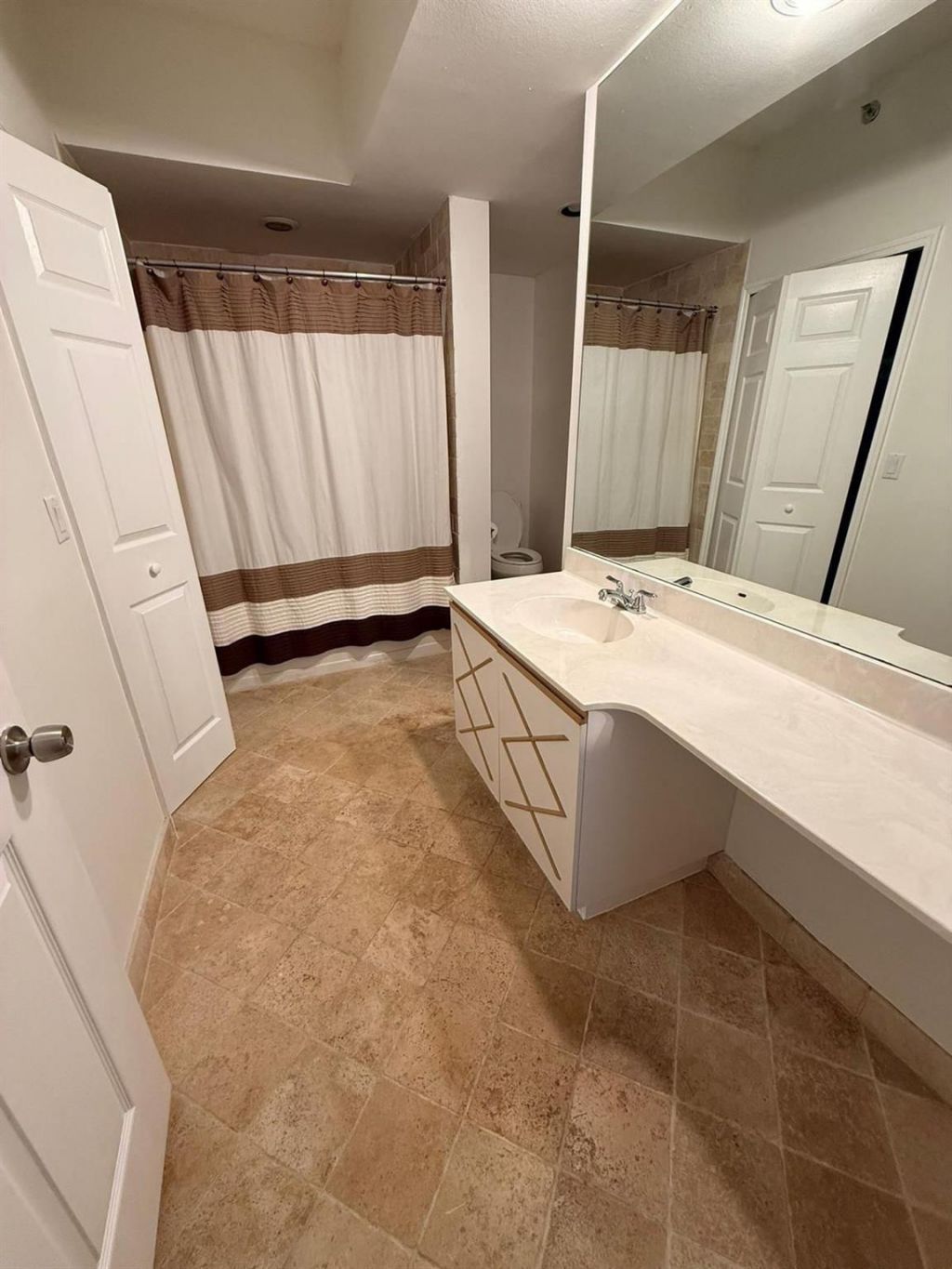 Please Call For Address, Aventura, FL 33160 Photo