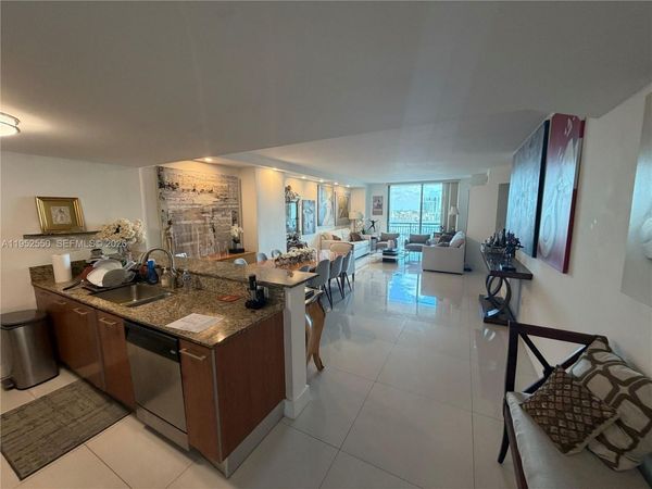 9066 SW 73rd Ct, Unit 1105, Miami, FL 33156