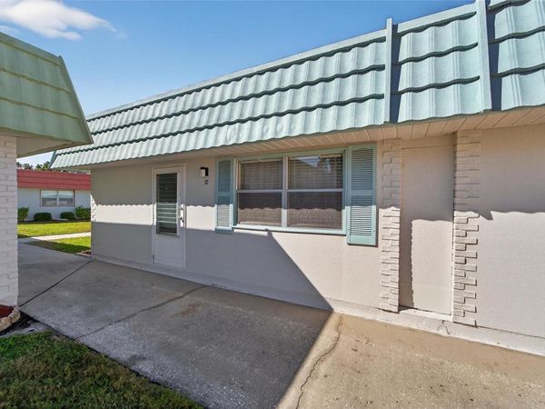 1802 BEDFORD LANE, Unit 12, SUN CITY CENTER, FL 33573