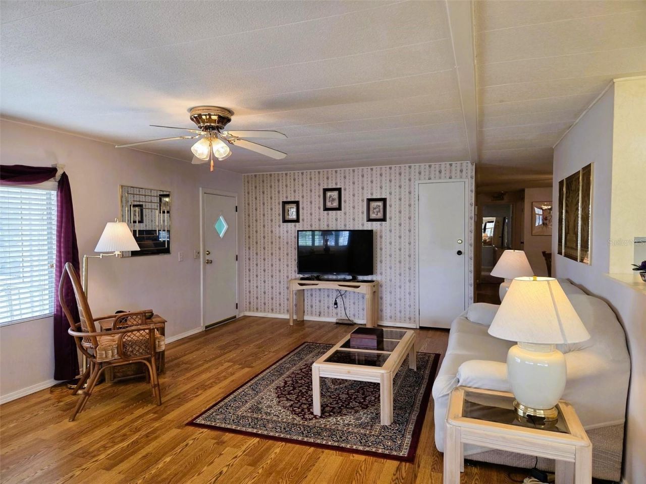 302 Oakwood Boulevard W, Sarasota, FL 34237 Photo