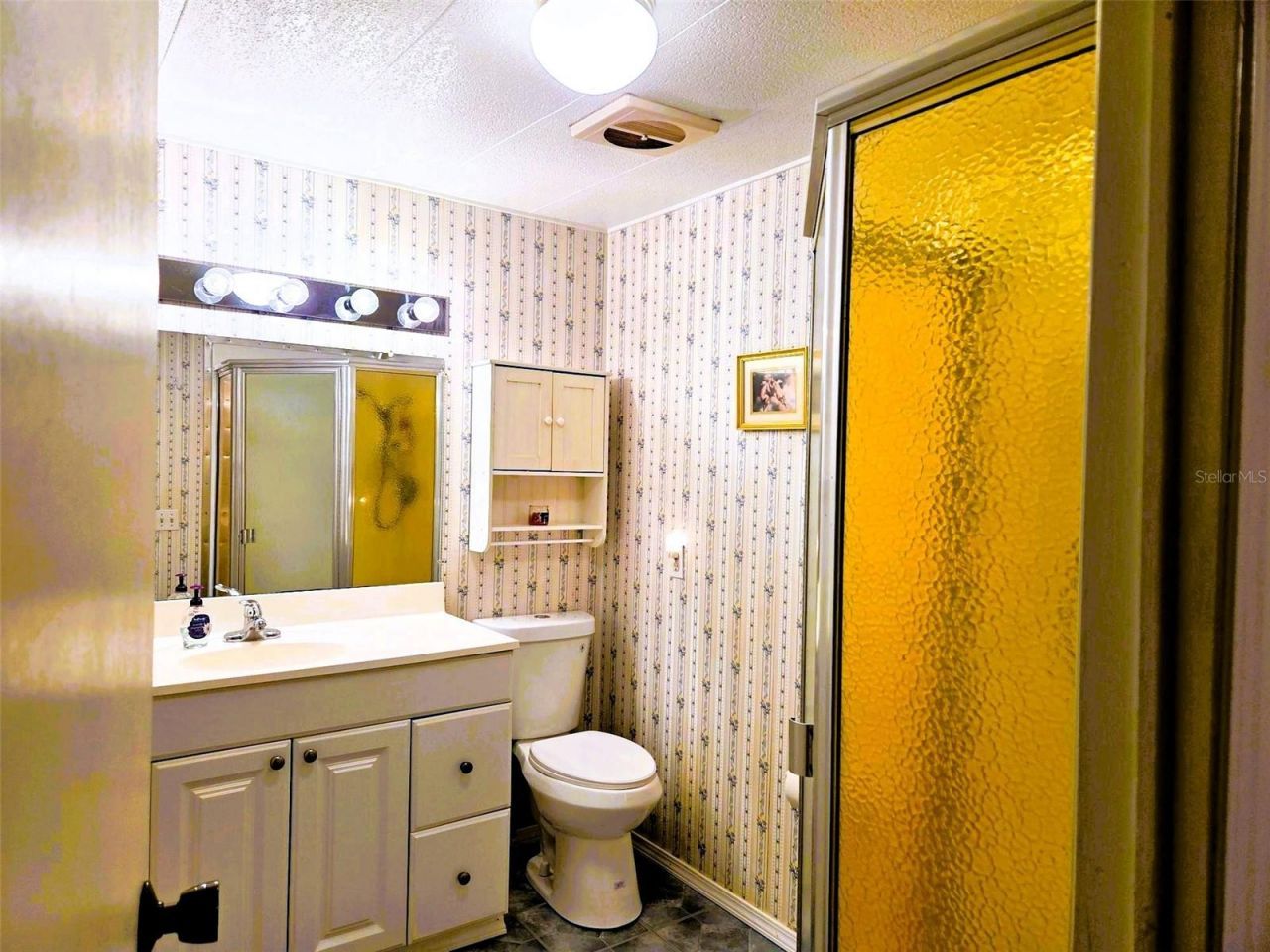 302 Oakwood Boulevard W, Sarasota, FL 34237 Photo