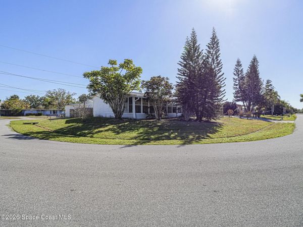 37 Sapphire Street , Melbourne, FL 32904