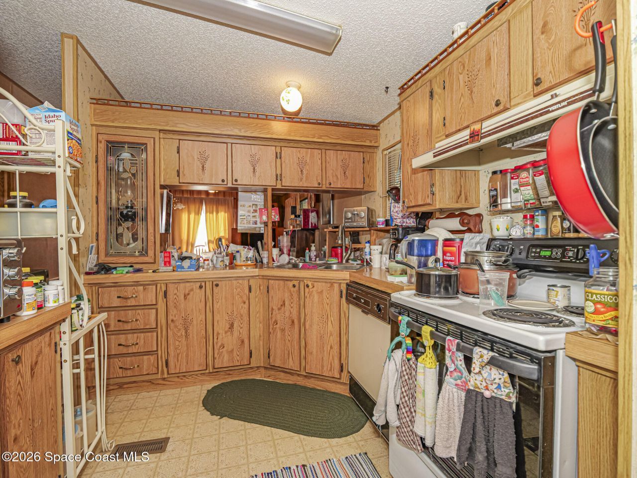 37 Sapphire Street, Melbourne, FL 32904 Photo