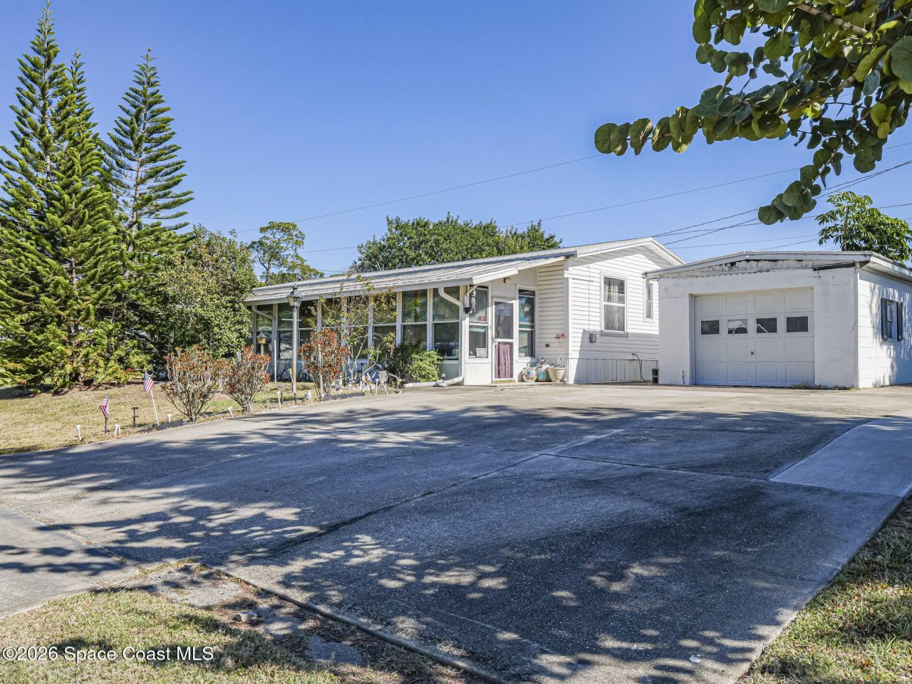 37 Sapphire Street, Melbourne, FL 32904 Photo