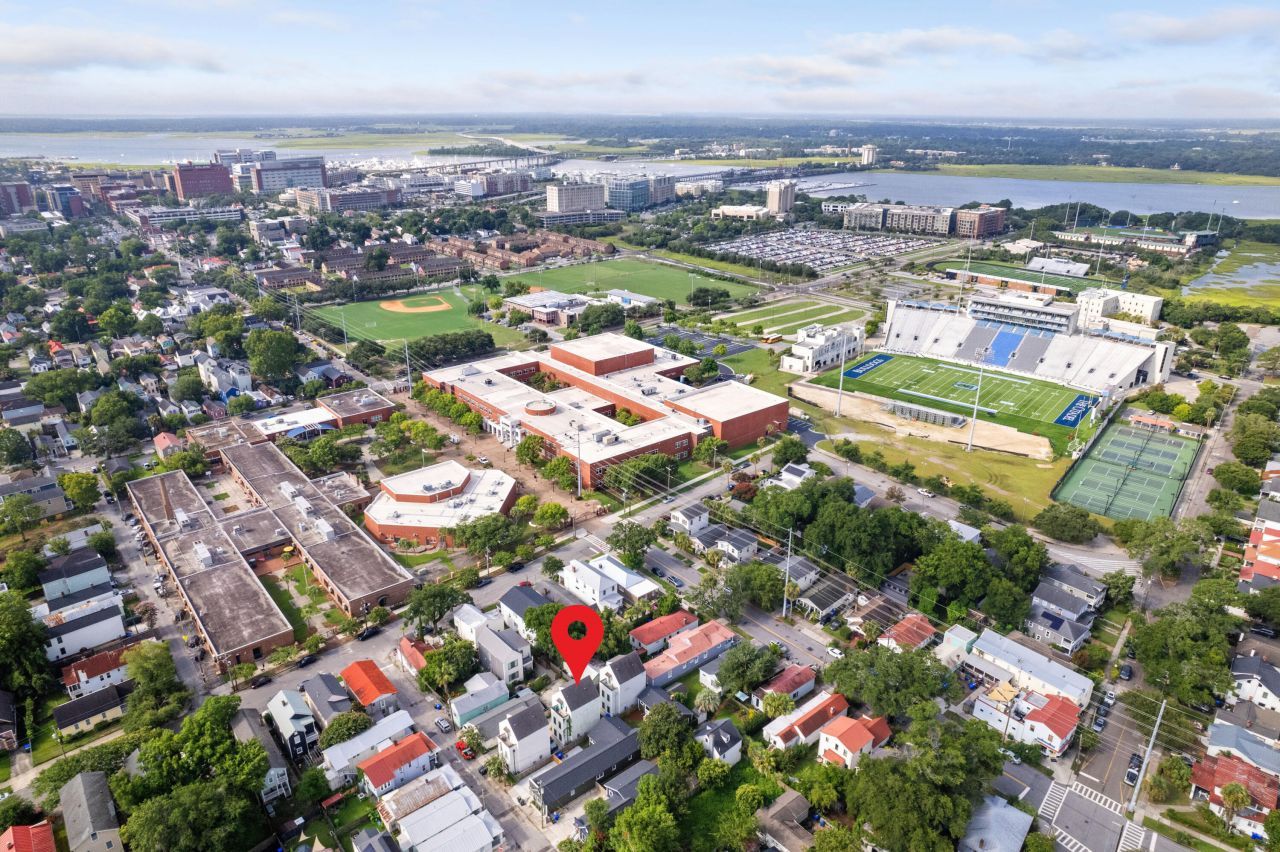 3 1/2 Maranda Holmes Photo 41