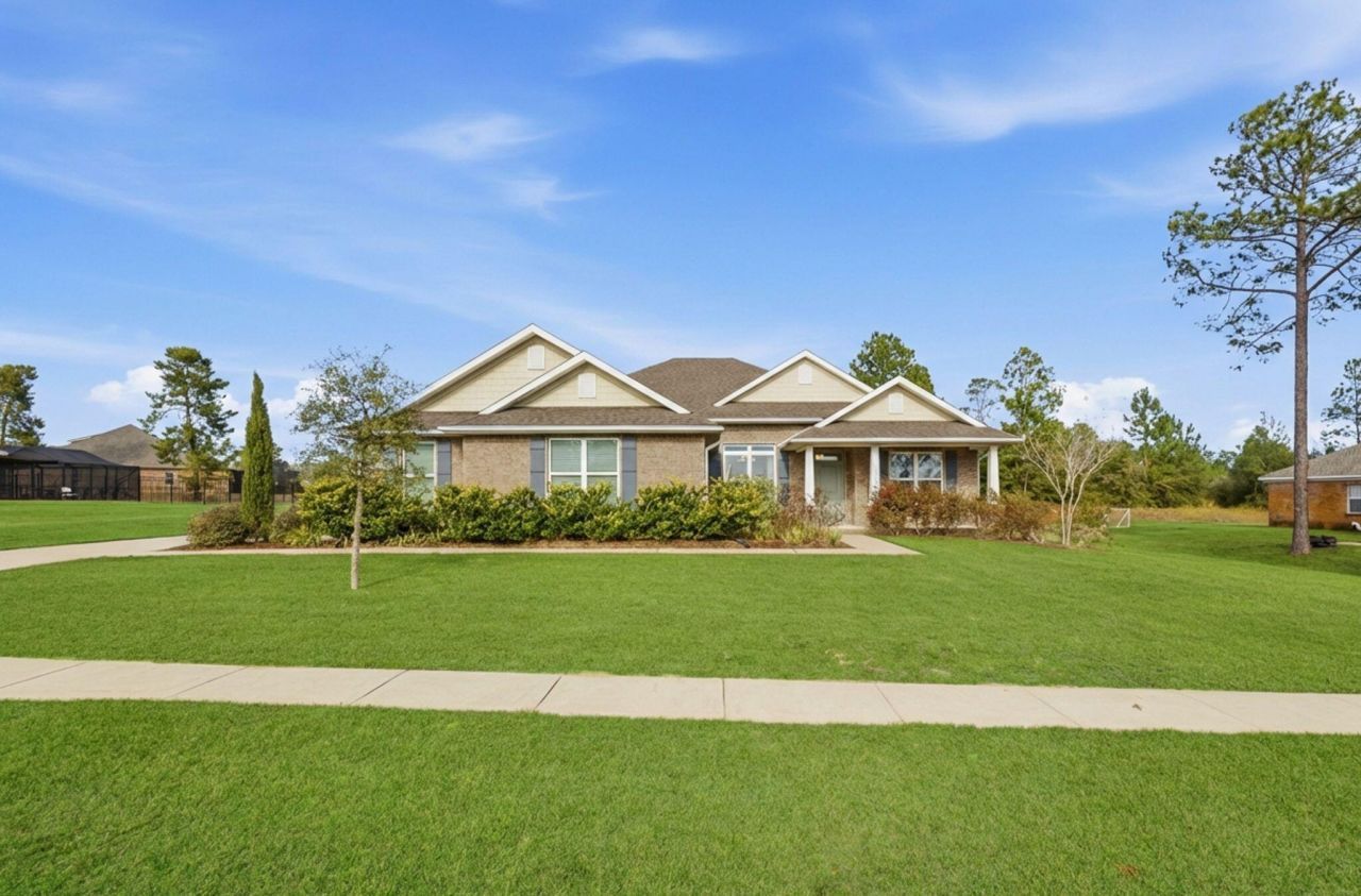 334 Tournament Lane, Freeport, FL 32439 Main Photo