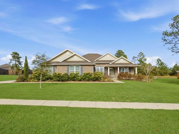 334 Tournament Lane, Freeport, FL 32439