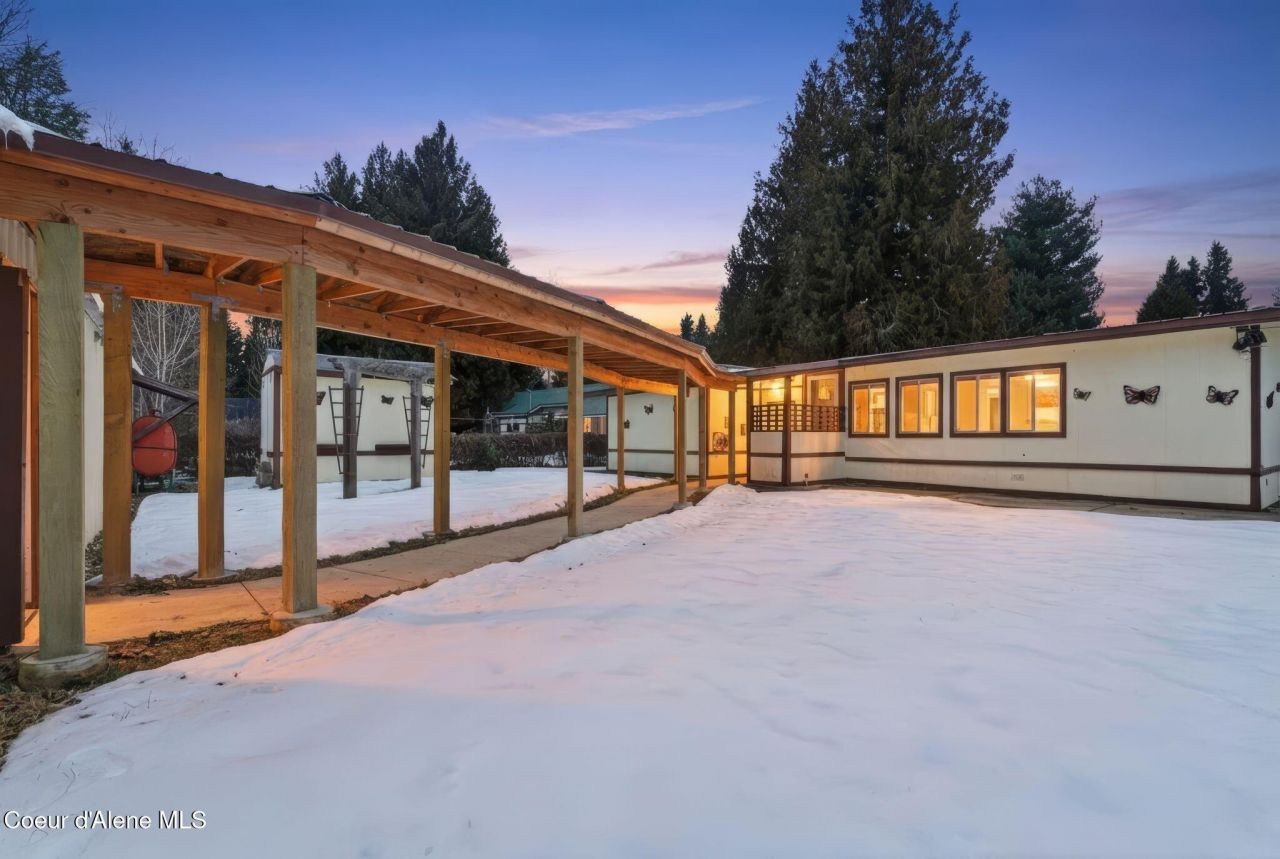 210 Walker Way, Sagle, ID 83860 Main Photo