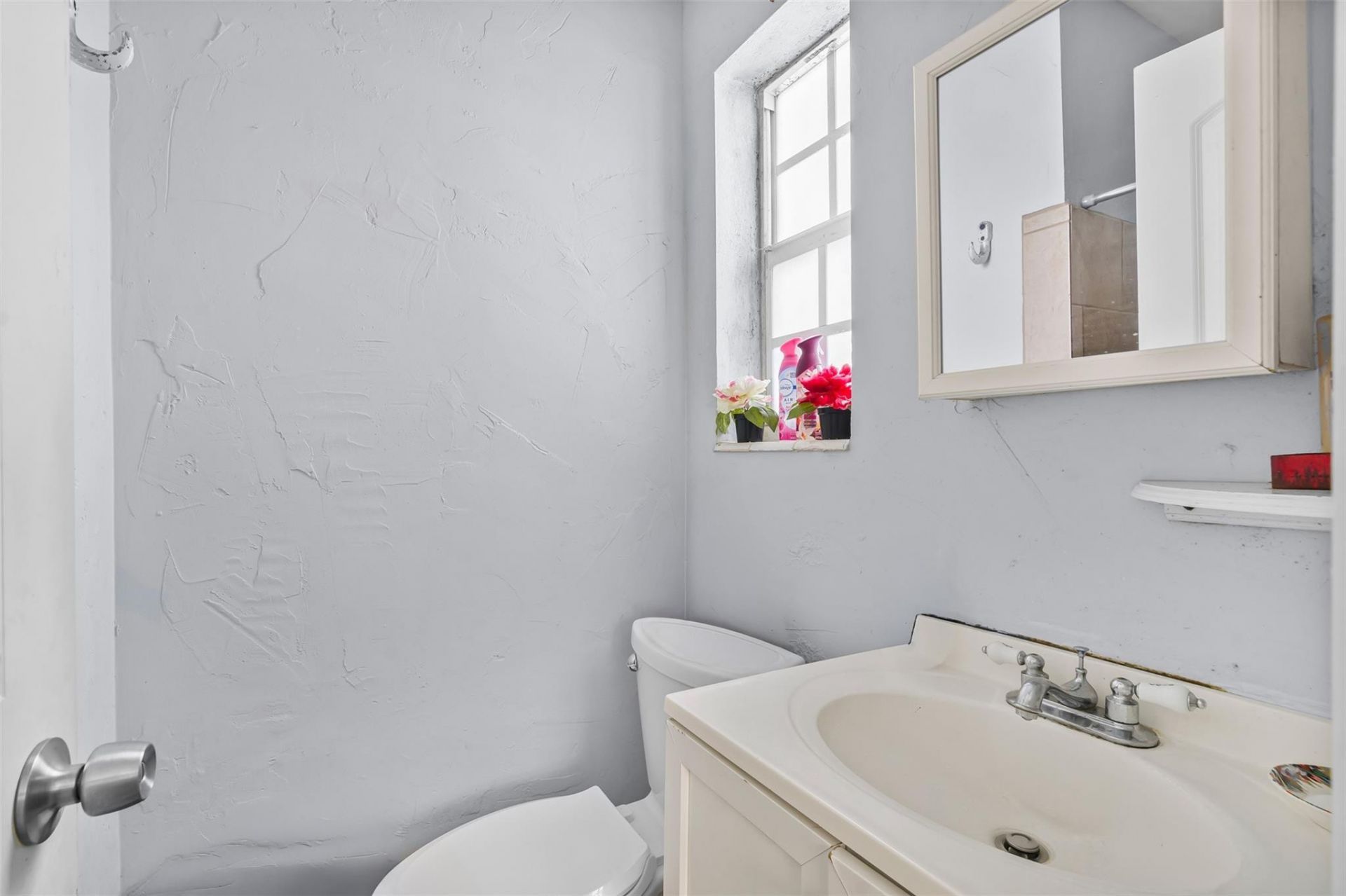 4291 NW 10th Terrace, Fort Lauderdale, FL 33309 Photo