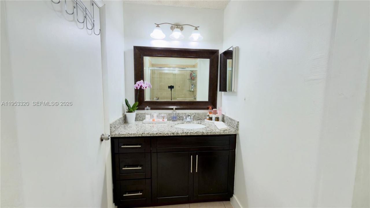 7220 SW 149th Ct, Miami, FL 33193 Photo