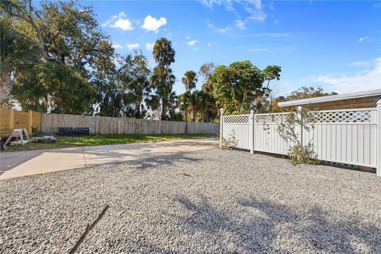 1000 Faulkner Street, New Smyrna Beach, FL 32168 Photo