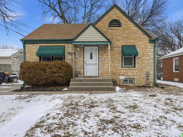 6310 Leighton Avenue, Lincoln, NE 68507