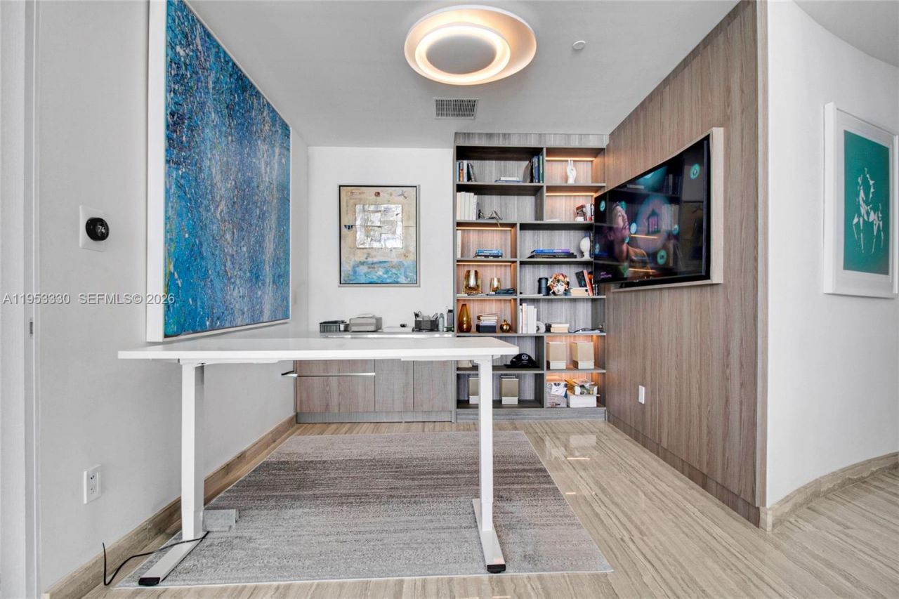 18975 Collins Ave , Unit 4404, Sunny Isles Beach, FL 33160 Photo