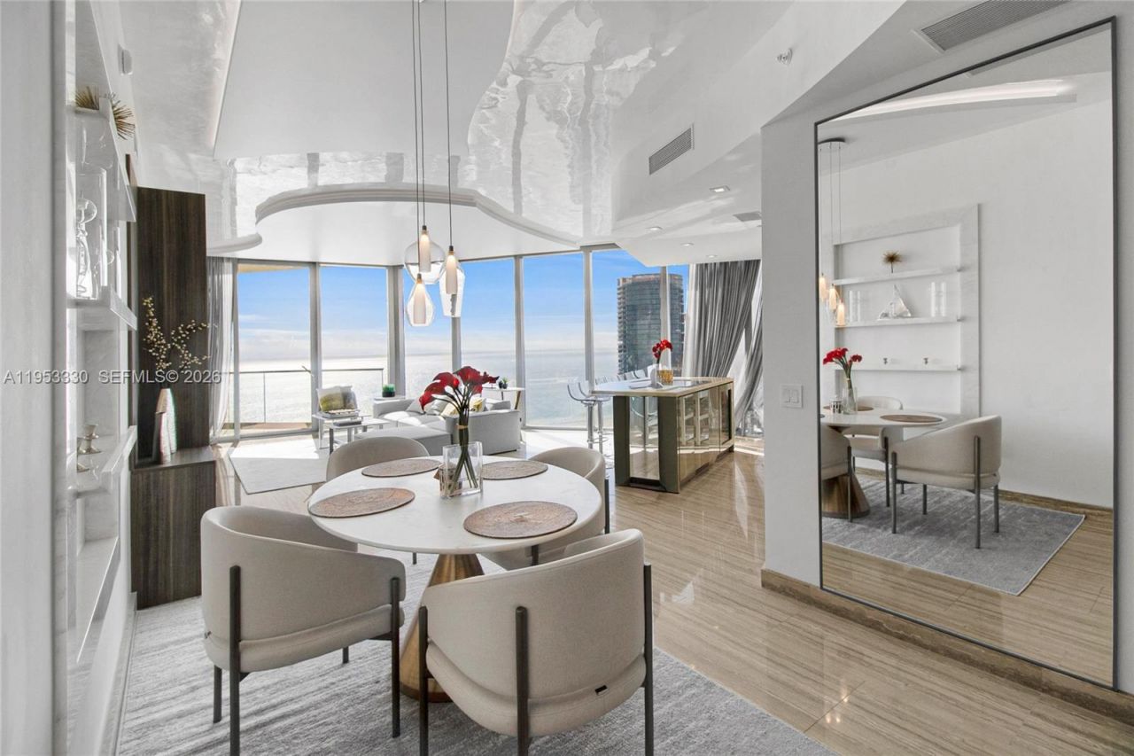 18975 Collins Ave , Unit 4404, Sunny Isles Beach, FL 33160 Photo