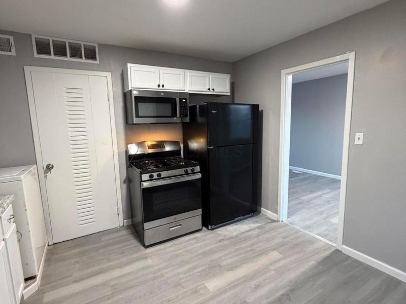 117 Buckeye Circle, Columbus, OH 43217 Photo 4