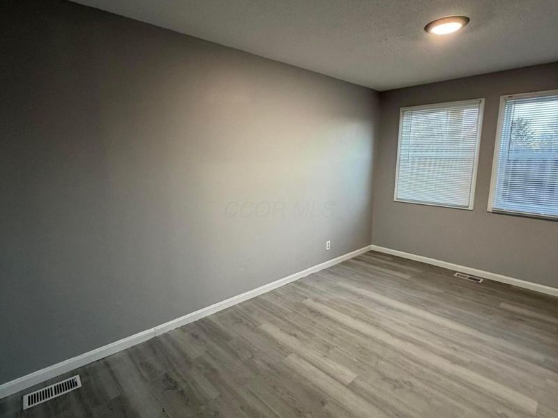 117 Buckeye Circle, Columbus, OH 43217 Photo 5