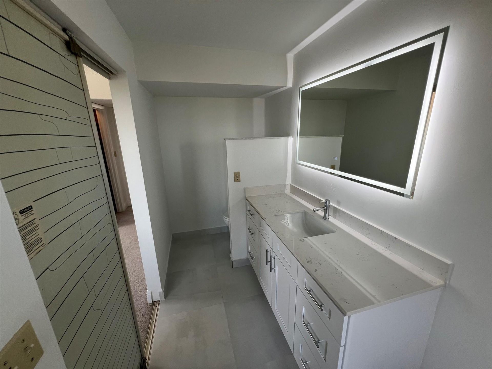 9300 SW 8th Street, Unit 422, Boca Raton, FL 33428 Photo