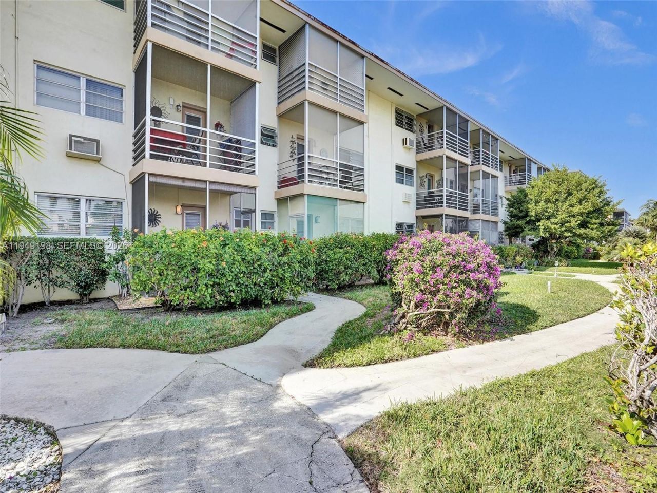 16901 NE 13th Ave, Unit 110, Miami, FL 33162 Photo