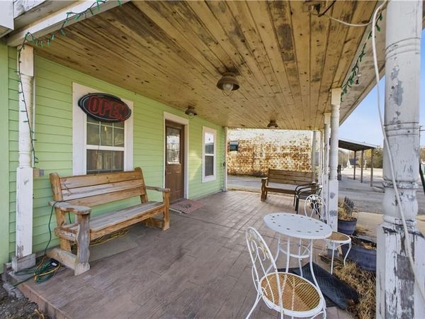 301 N Main Street, Stewartsville, MO 64429