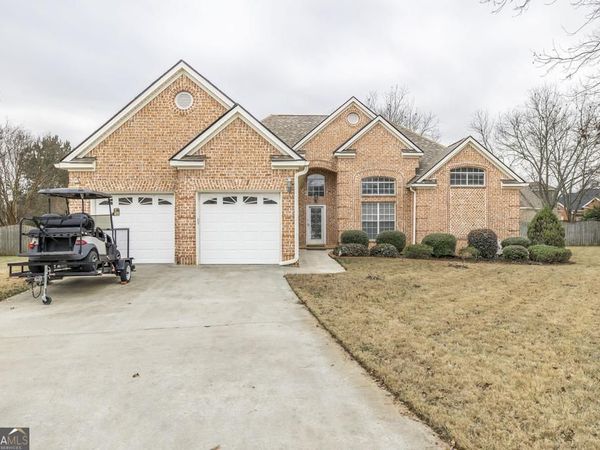 509 Saint Marlo Drive, Centerville, GA 31028