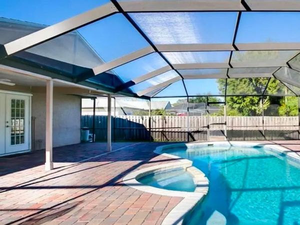 2471 SE Wald St, Port St Lucie, FL 34984