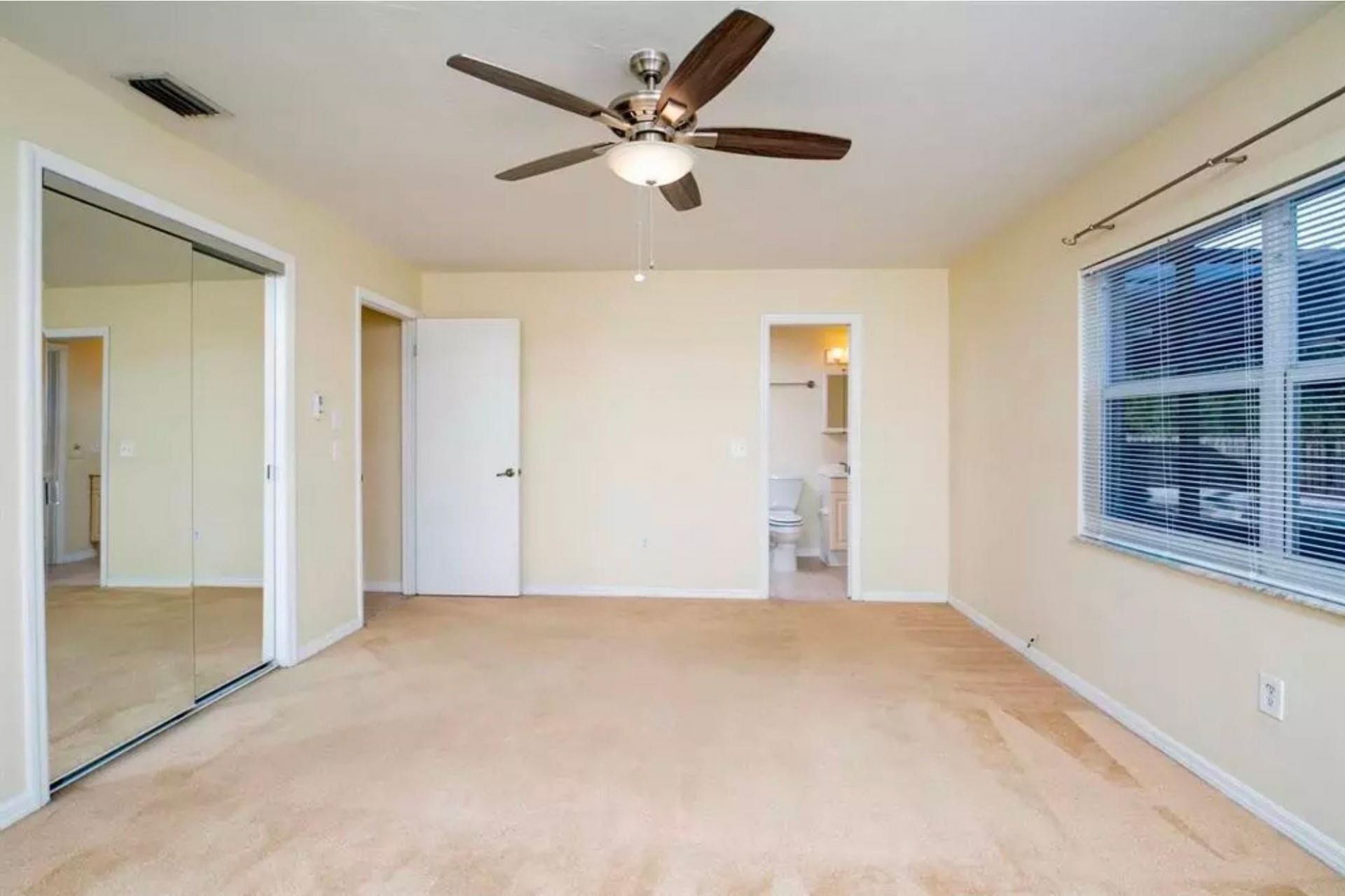 2471 SE Wald St, Port Saint Lucie, FL 34984 Photo