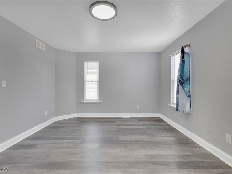 1239 E 168th Street, Cleveland, OH 44110 Photo 11