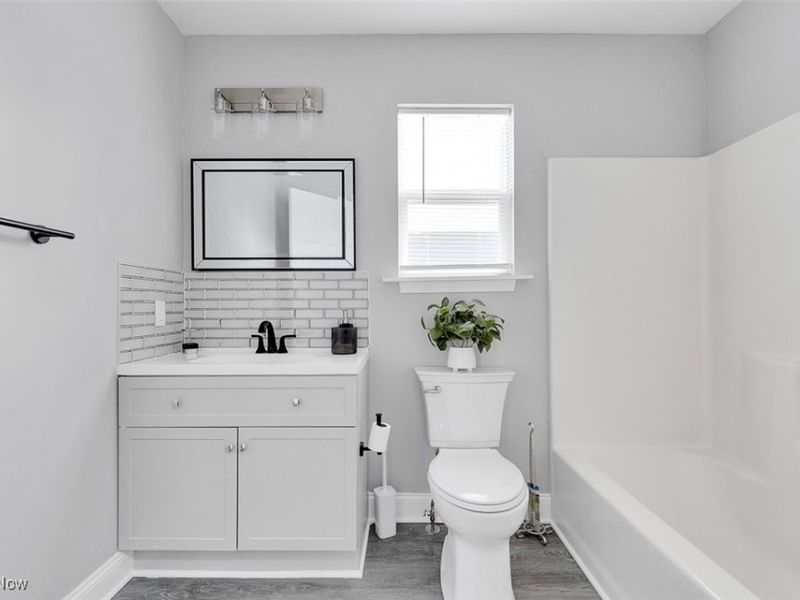 1239 E 168th Street, Cleveland, OH 44110 Photo 13