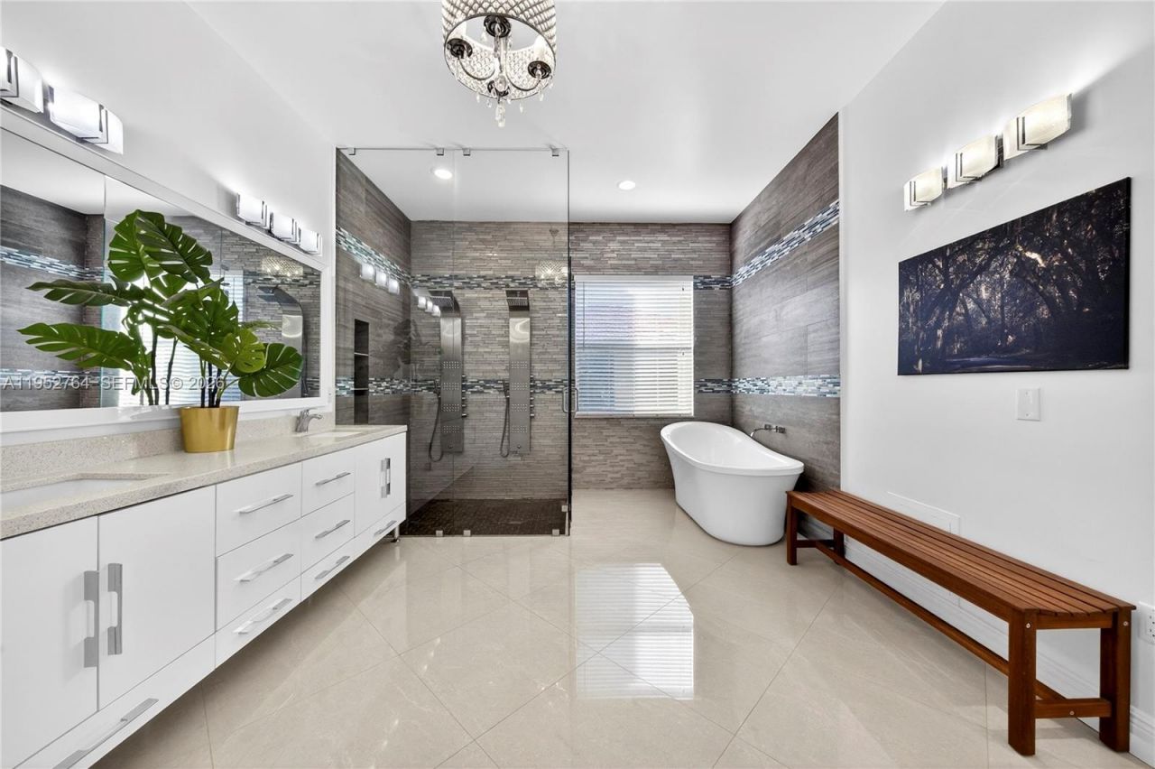 13003 SW 41st St, Davie, FL 33330 Photo