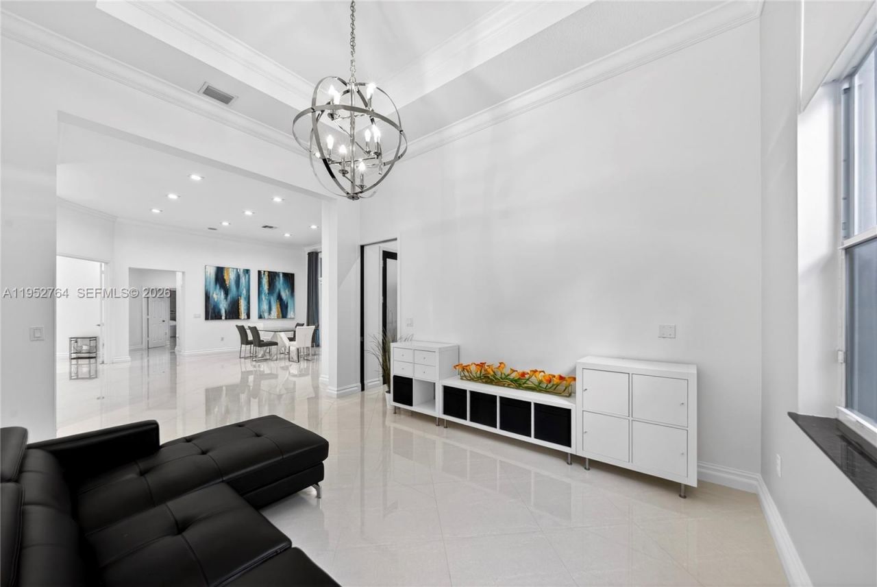 13003 SW 41st St, Davie, FL 33330 Photo