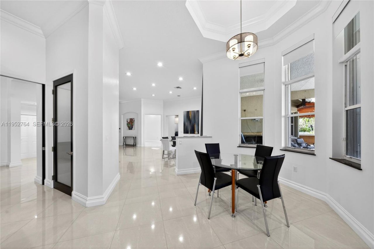 13003 SW 41st St, Davie, FL 33330 Photo