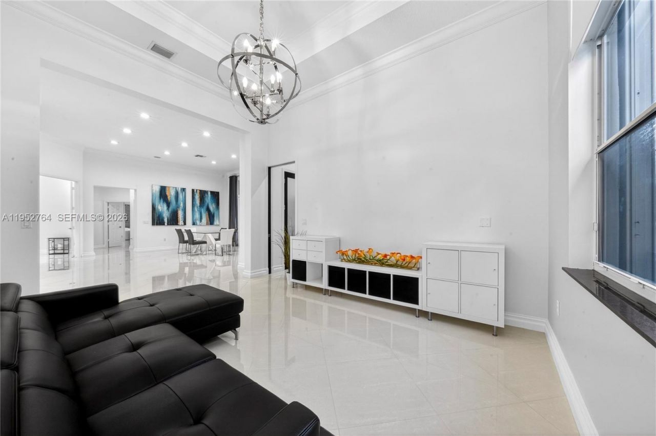 13003 SW 41st St, Davie, FL 33330 Photo